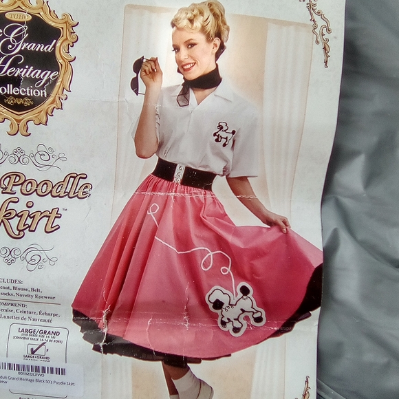 RUBIE'S COSTUME CAME WITH BLOUSE/BELT/ SKIRT/ SOCK/ PLASTIC BAG Poodle Design - Picture 12 of 12